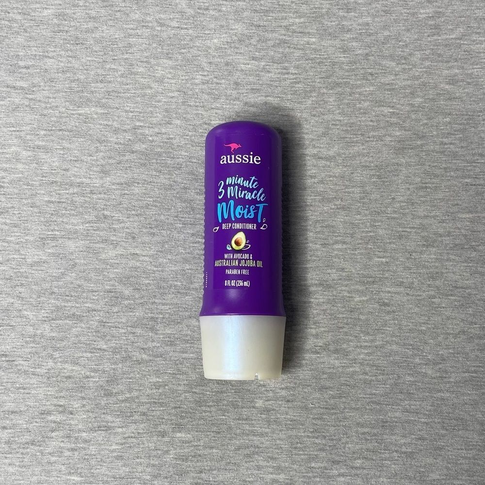 Aussie Miracle Moist 3 Minute Miracle Hair Conditioner